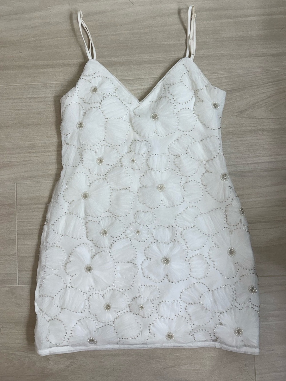 Abercrombie & Fitch White Sequin Spaghetti-Strap Slip - Picture 3 of 4